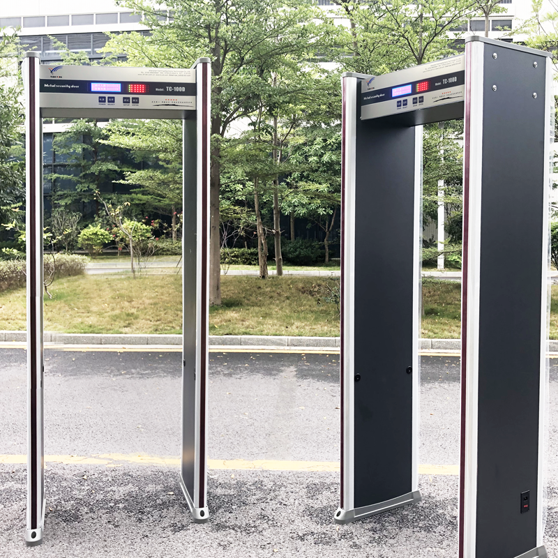 深华世纪北京公司安装天鹰金属安检门TC-100D